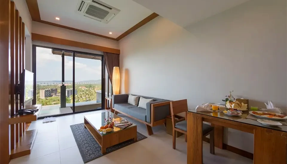 هتل آنداکری پول ویلا